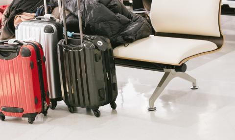 海外旅行の航空チケットより税金・燃料チャージの方が高いという謎。